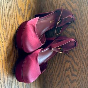 Lane Bryant women’s 7w heels.